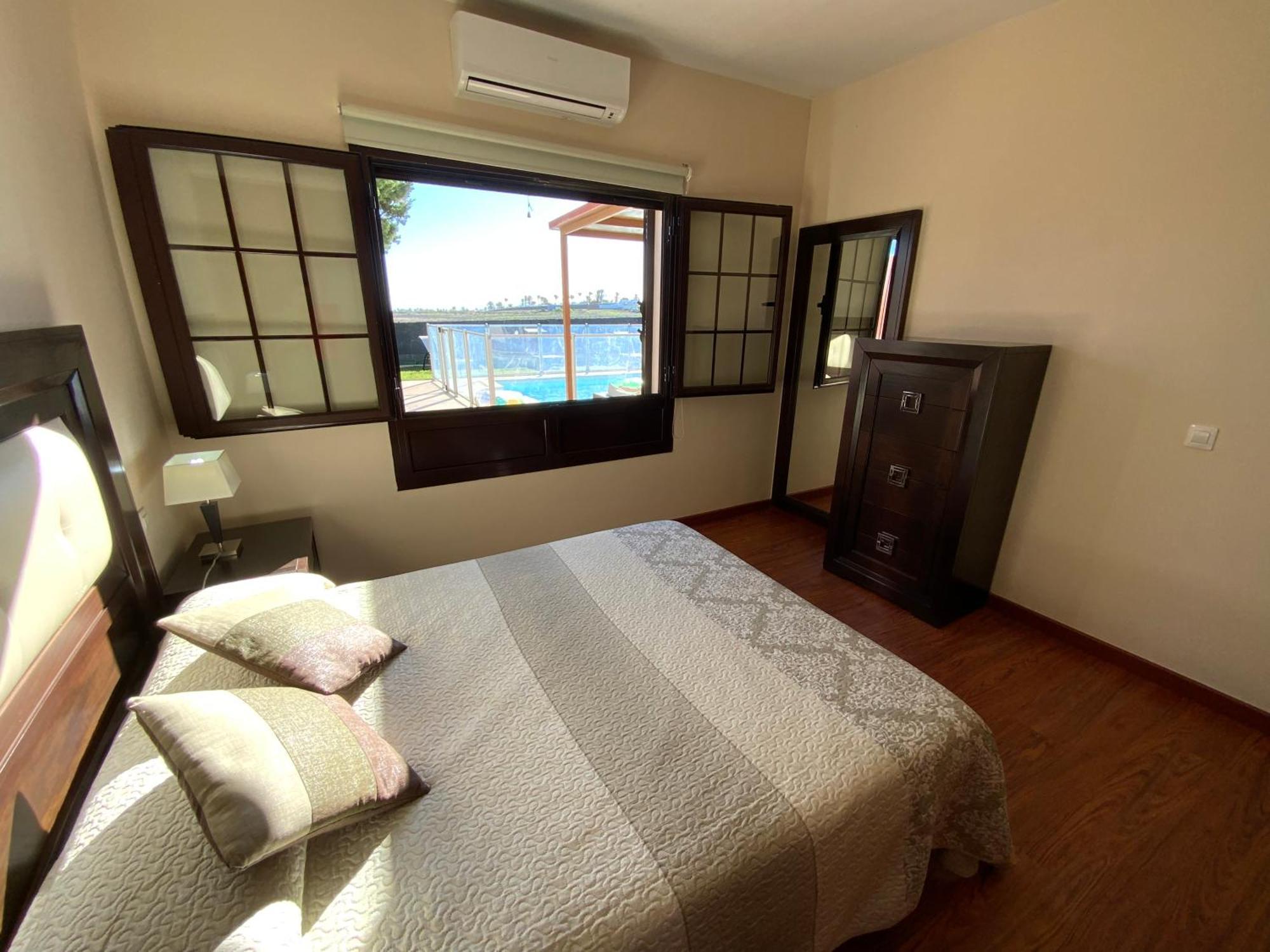 Villa Abuelo Paco - Private Heated Pool Playa Blanca  Room photo
